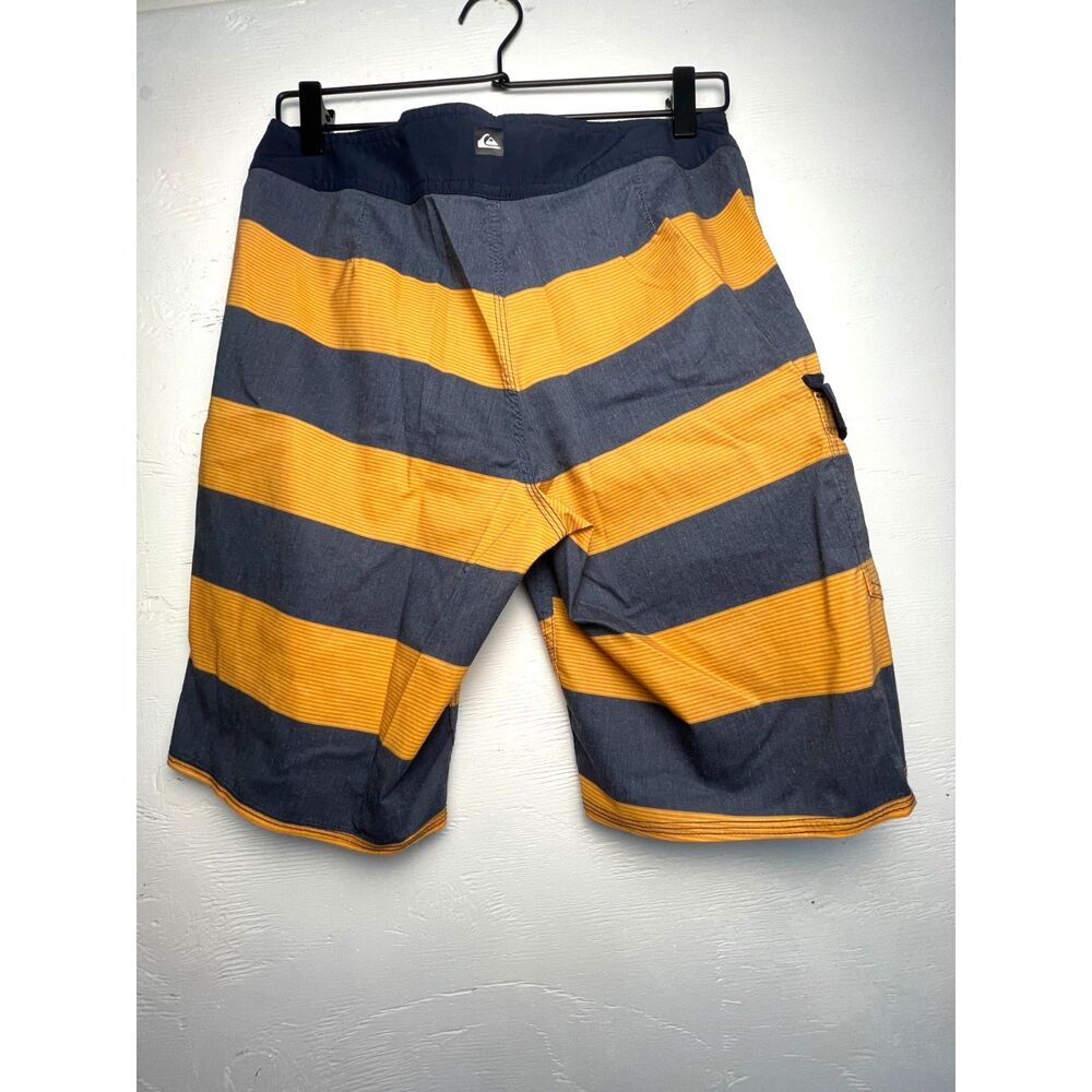 Quiksilver Swim Trunks Men’s Size 29 Yellow Navy Stripe Board Shorts Surfwear - Picture 2 of 12